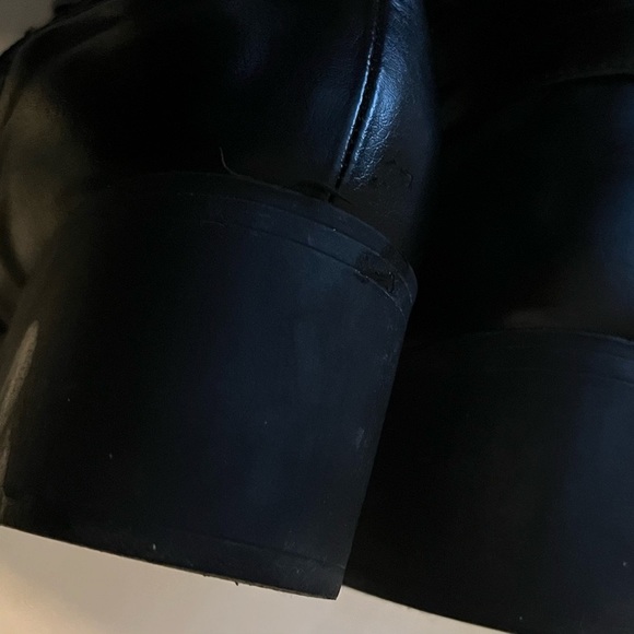 Black over the knee riding boot style with ankle straps. Size 8 - Picture 4 of 4